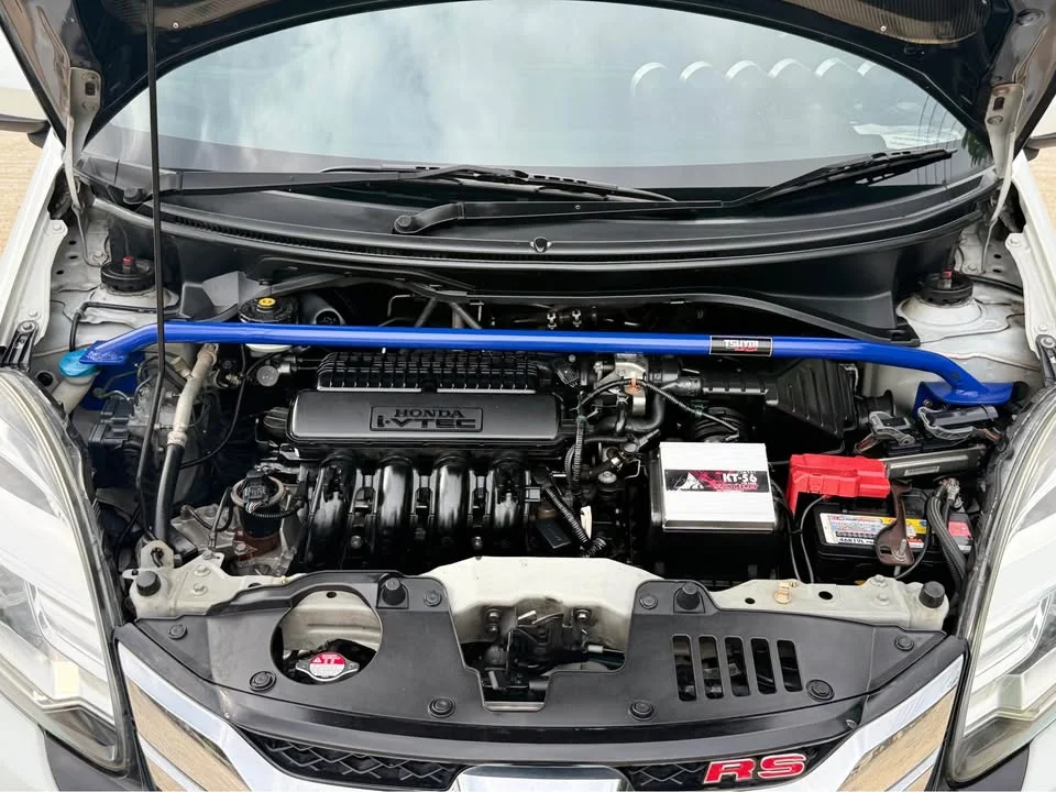 2015 Honda Mobilio II 2