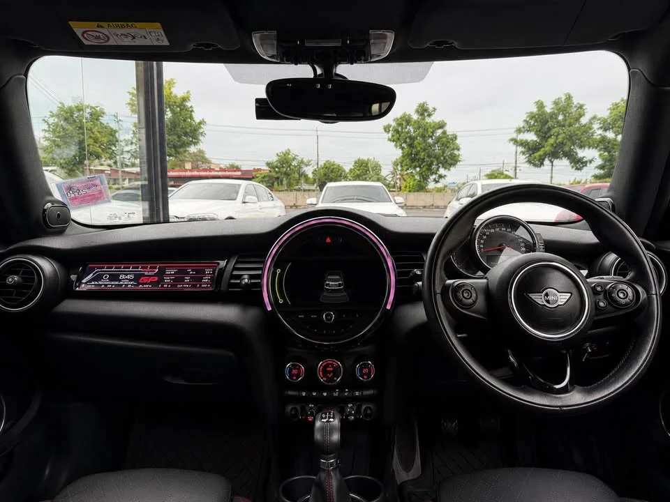 2015 Mini Hatch  III 2