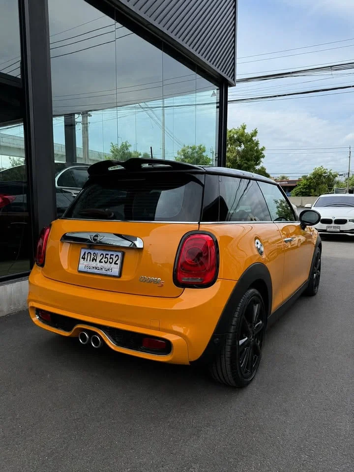 2015 Mini Hatch  III 2