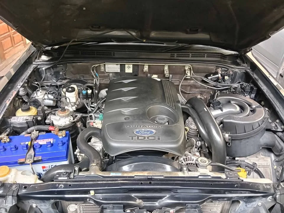 2007 Ford Everest I 3