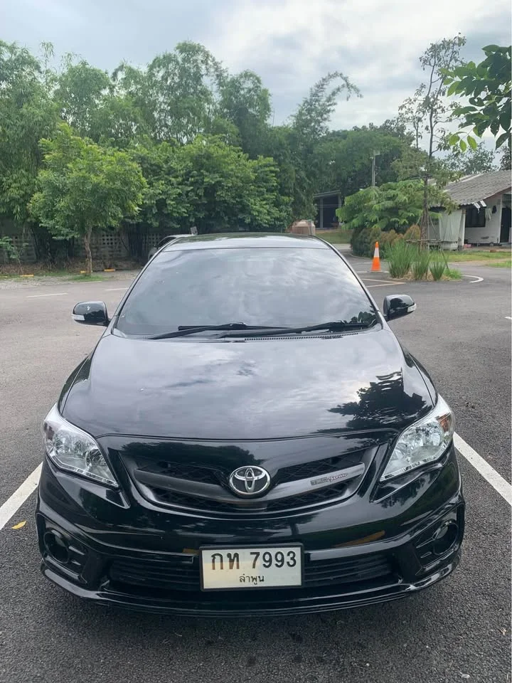 2013 Toyota Corolla Altis X (E140) 3