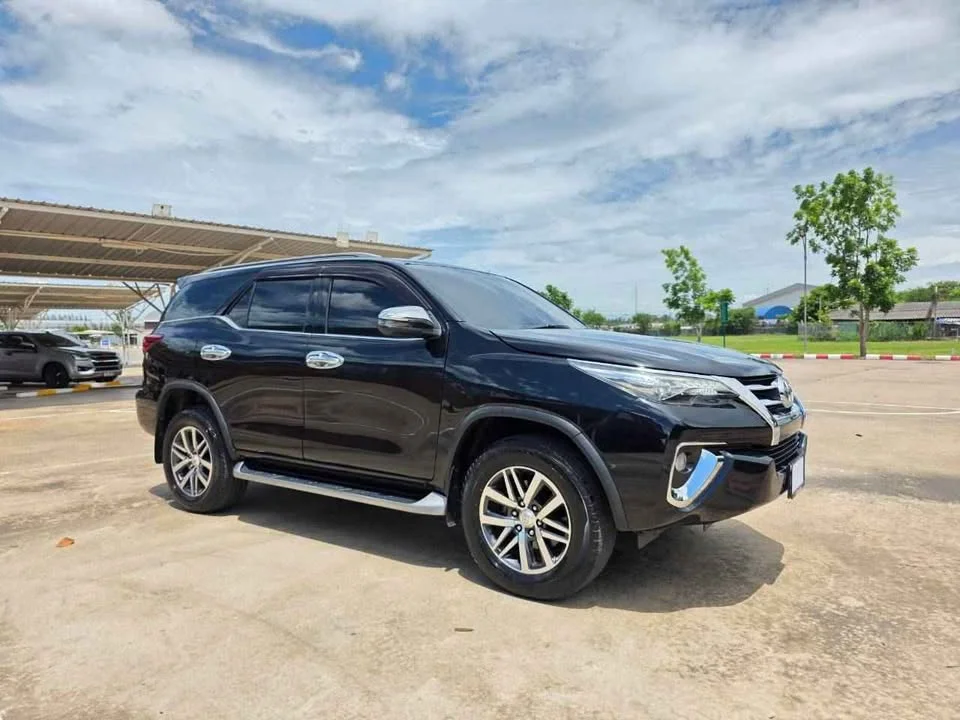 2018 Toyota Fortuner II 2
