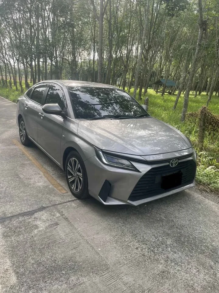 2024 Toyota Yaris ATIV IV 2
