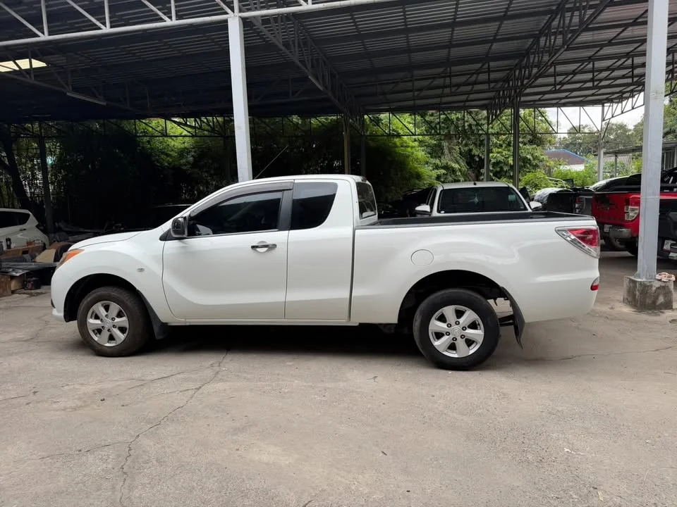 2012 Mazda BT-Series II 2
