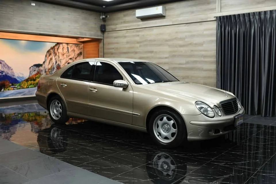 2004 Benz E-Class W211 3