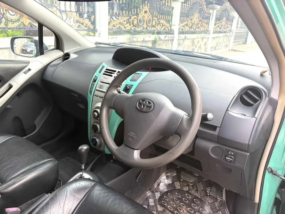 2006 Toyota Yaris II 3
