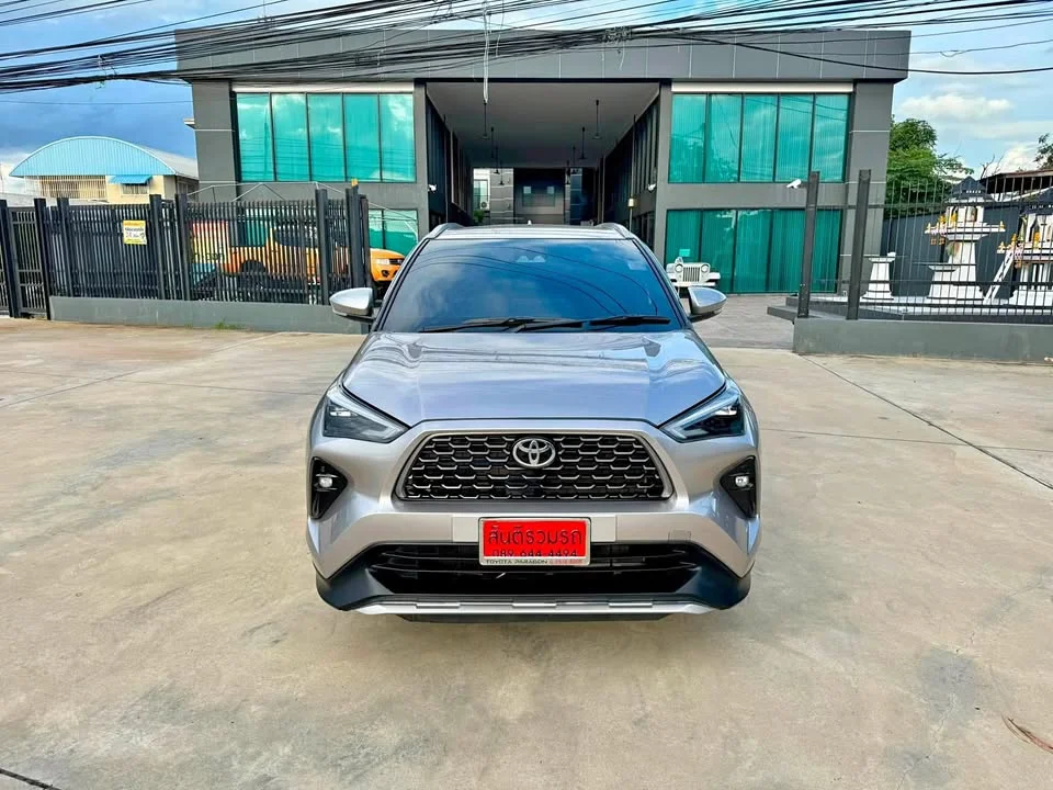 2025 Toyota Yaris Cross AC200 2