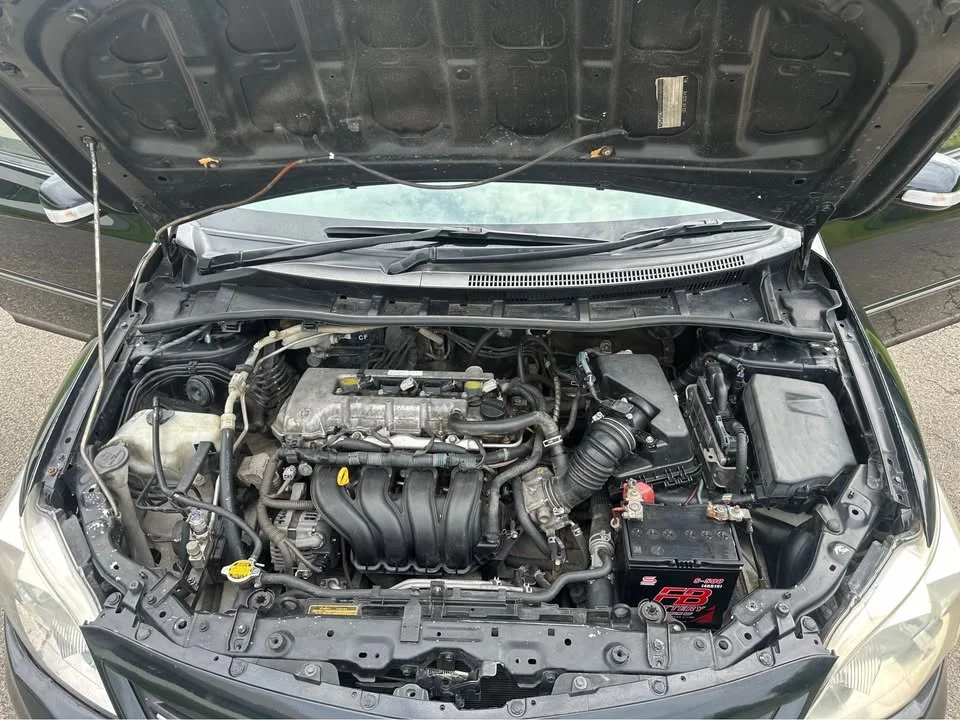 2011 Toyota Corolla Altis X (E140) 2