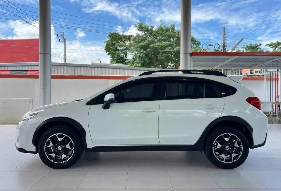 2014 Subaru XV I 2