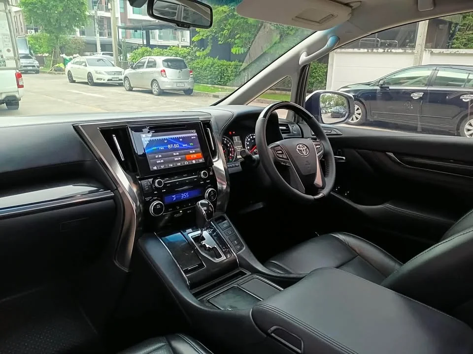 2017 Toyota Alphard, Vellfire III (AH30) 3