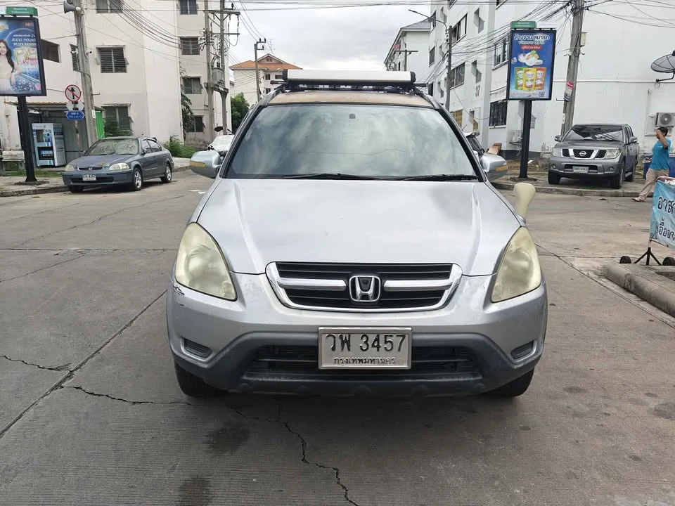 2002 Honda CR-V II 3