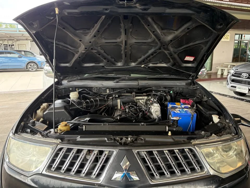 2012 Mitsubishi Pajero Sport II 3
