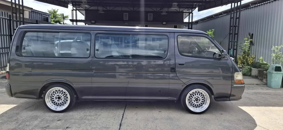 1999 Toyota Commuter IV (H100) 2