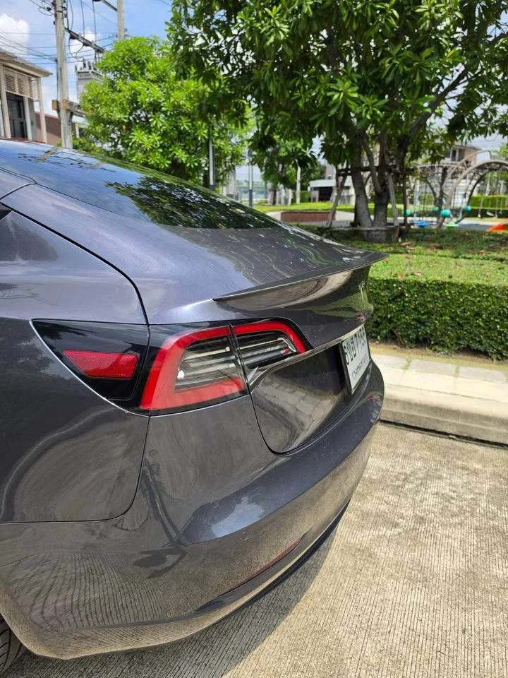 2023 Tesla Model 3 3