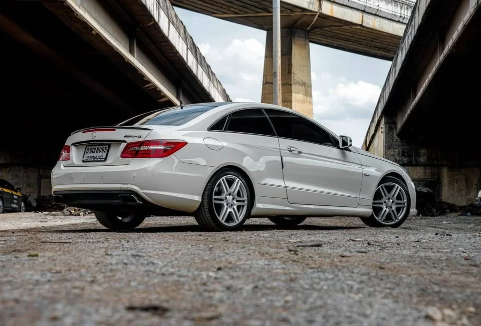 2011 Benz E-Class W212 3