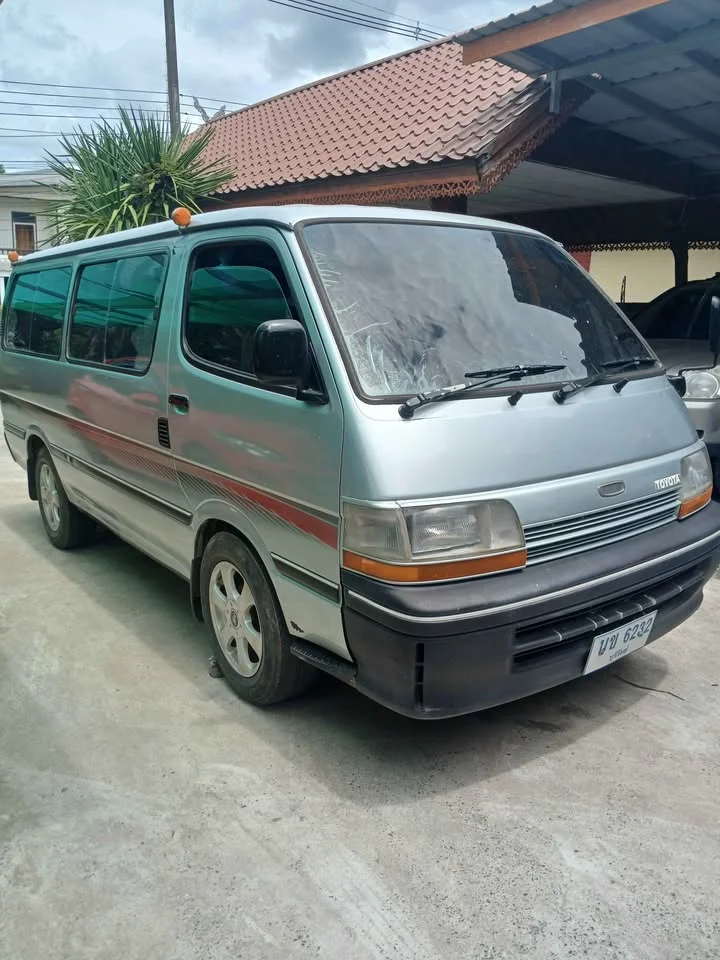 1995 Toyota Commuter IV (H100) 2