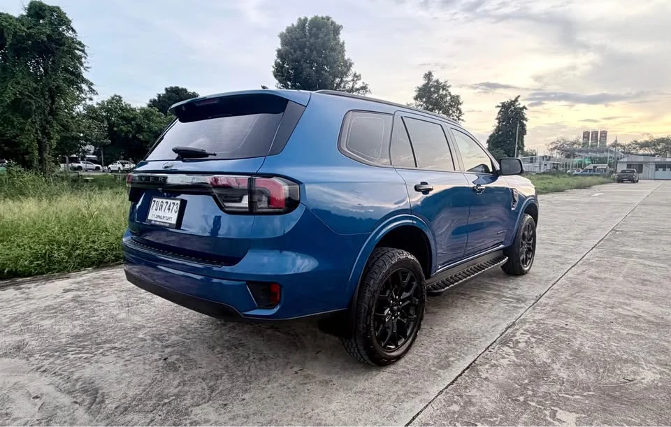 2022 Ford Everest III 2