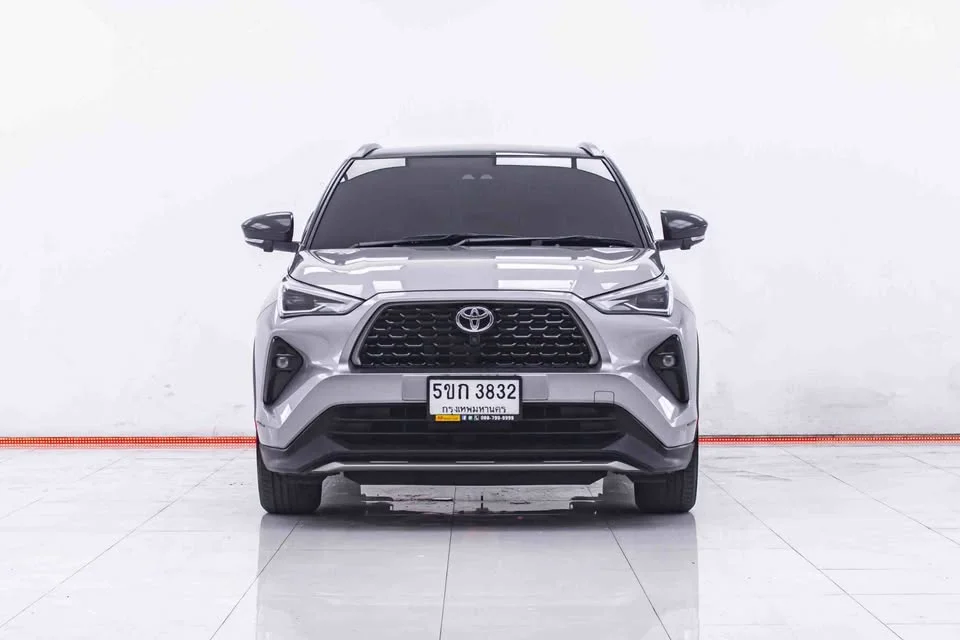 2023 Toyota Yaris Cross AC200 2
