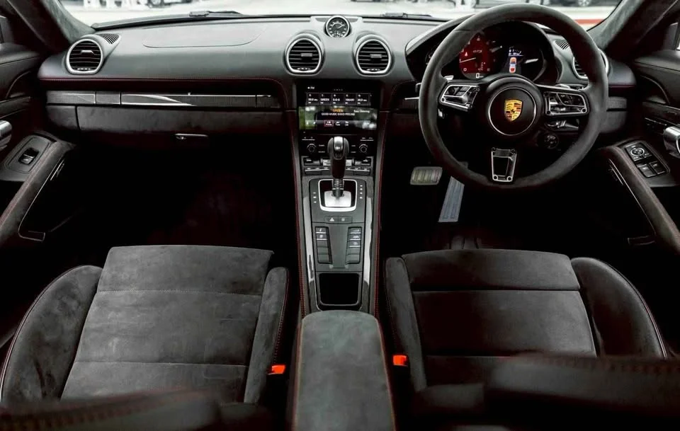 2018 Porsche Panamera II 3