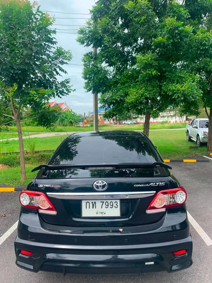 2013 Toyota Corolla Altis X (E140) 2