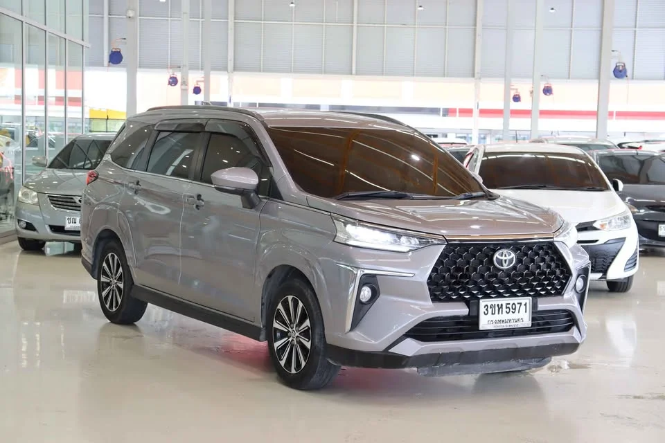 2022 Toyota Veloz III 2
