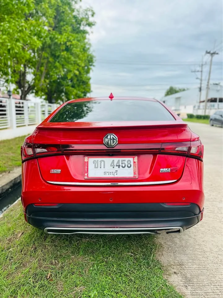 2017 MG 5 I  3