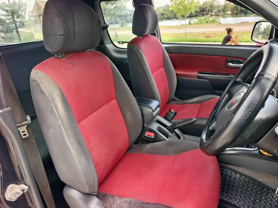 2011 Isuzu D-Max I 3