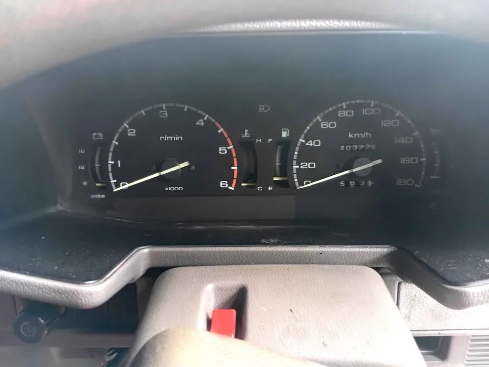 1993 Isuzu TFR III 2
