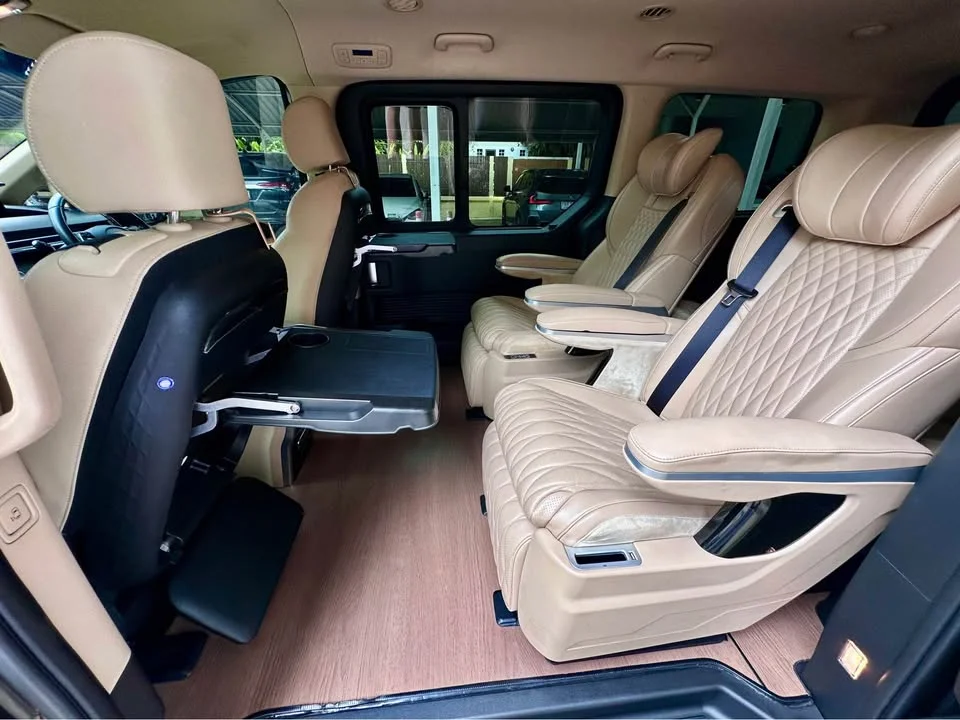 2022 Hyundai Staria US4 3