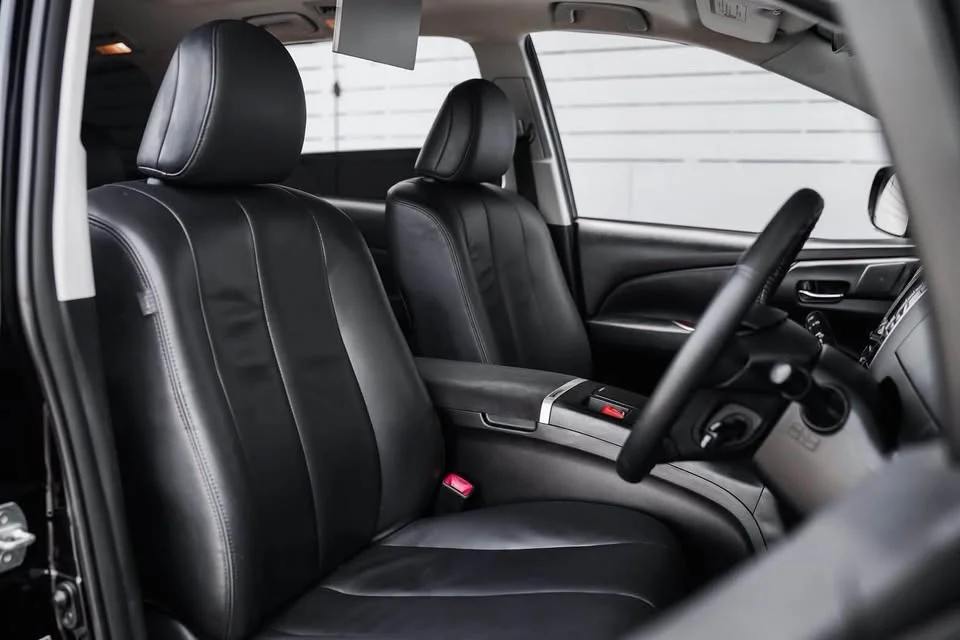 2014 Toyota Estima III 2