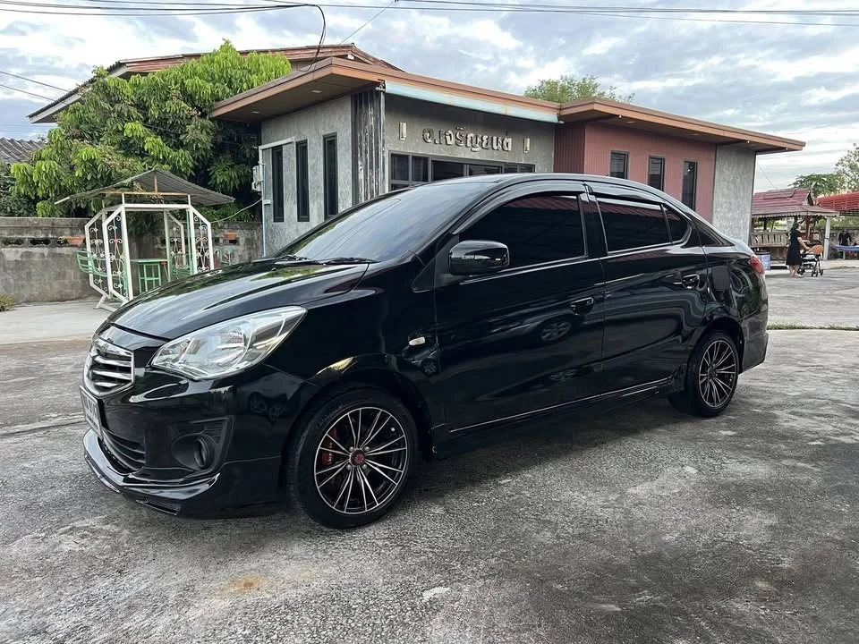 2013 Mitsubishi Attrage VI 2