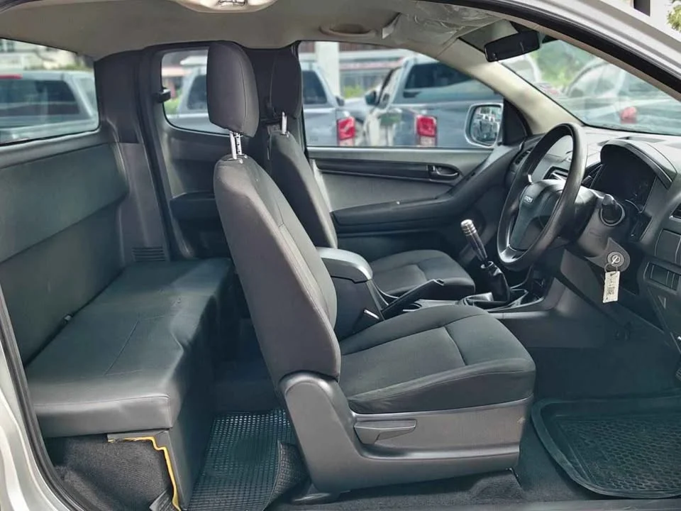 2017 Isuzu D-Max II (RT) 2