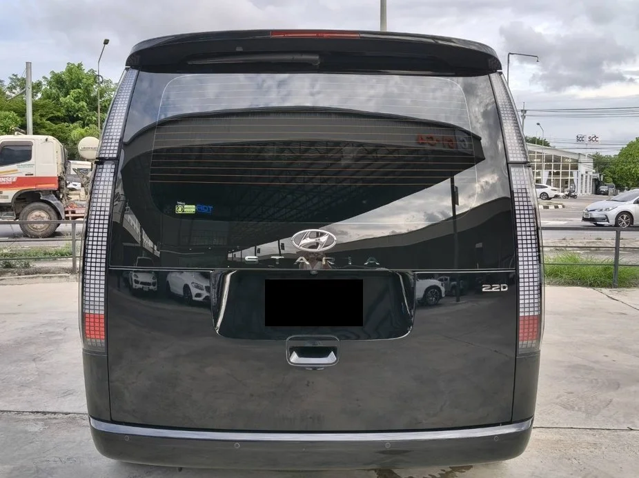 2022 Hyundai Staria US4 3