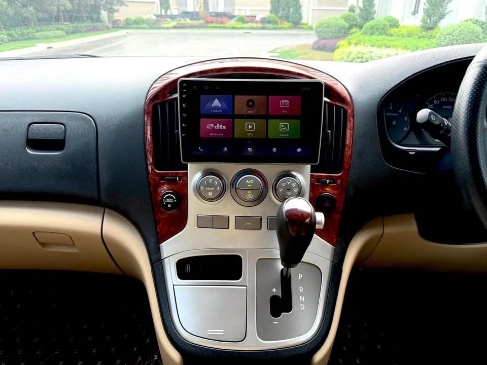2011 Hyundai H-1 II 3