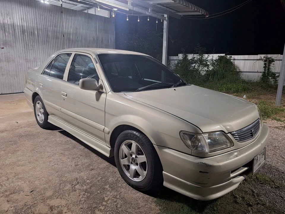 Toyota Soluna V (L50) 3
