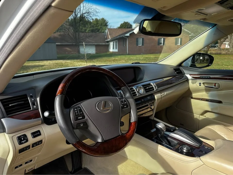 2015 Lexus LS IV 2