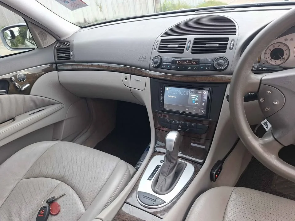 2004 Benz E-Class W211 2