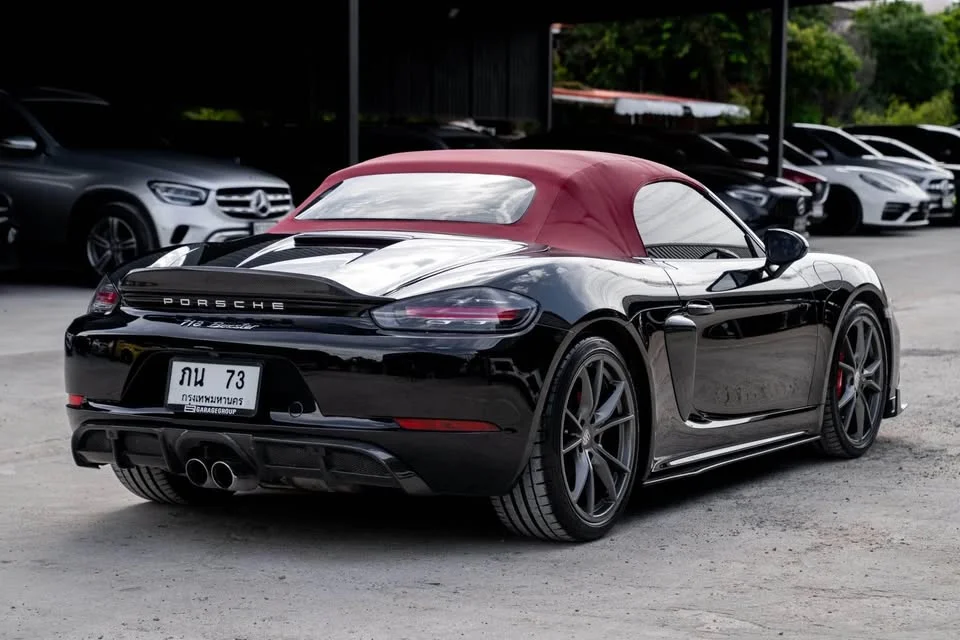 2019 Porsche 718 Boxster and Cayman IV 3