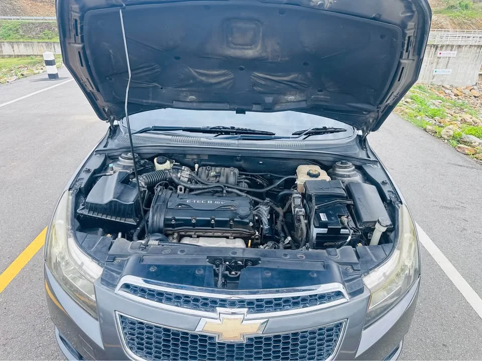 2011 Chevrolet Cruze I 2