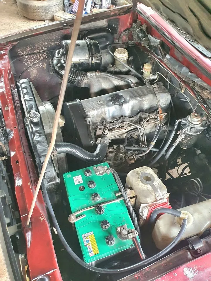 1994 Mitsubishi Triton II 3