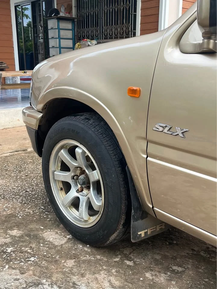1998 Isuzu Faster Dragon Eyes III 3