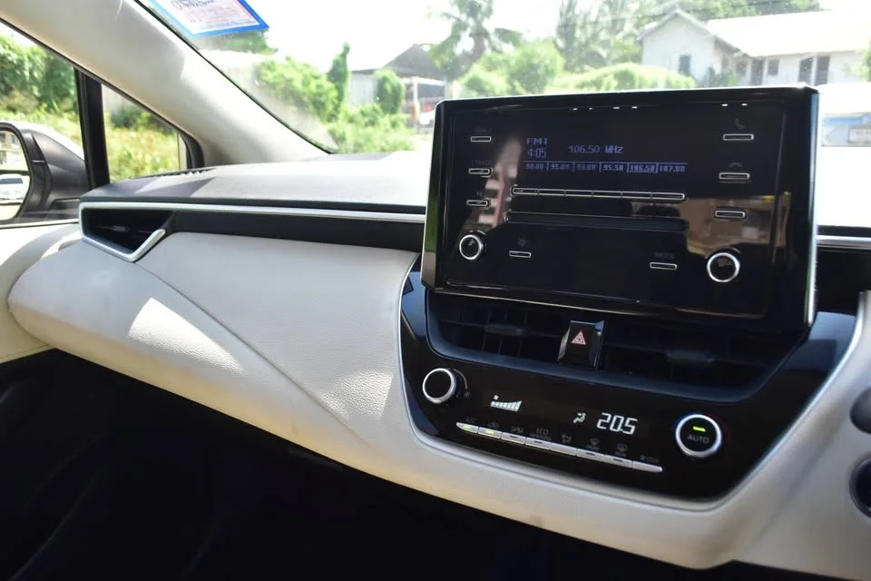 2019 Toyota Corolla Altis XII (E210) 3