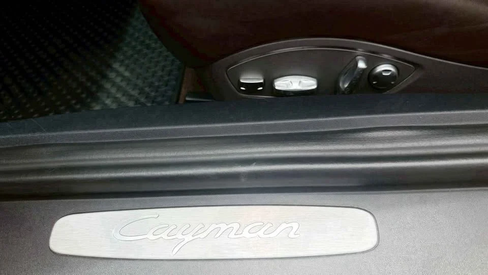 2017 Porsche 718 Boxster and Cayman IV 3