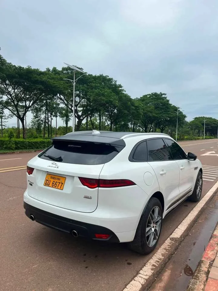 2017 Jaguar F-Pace X761 3