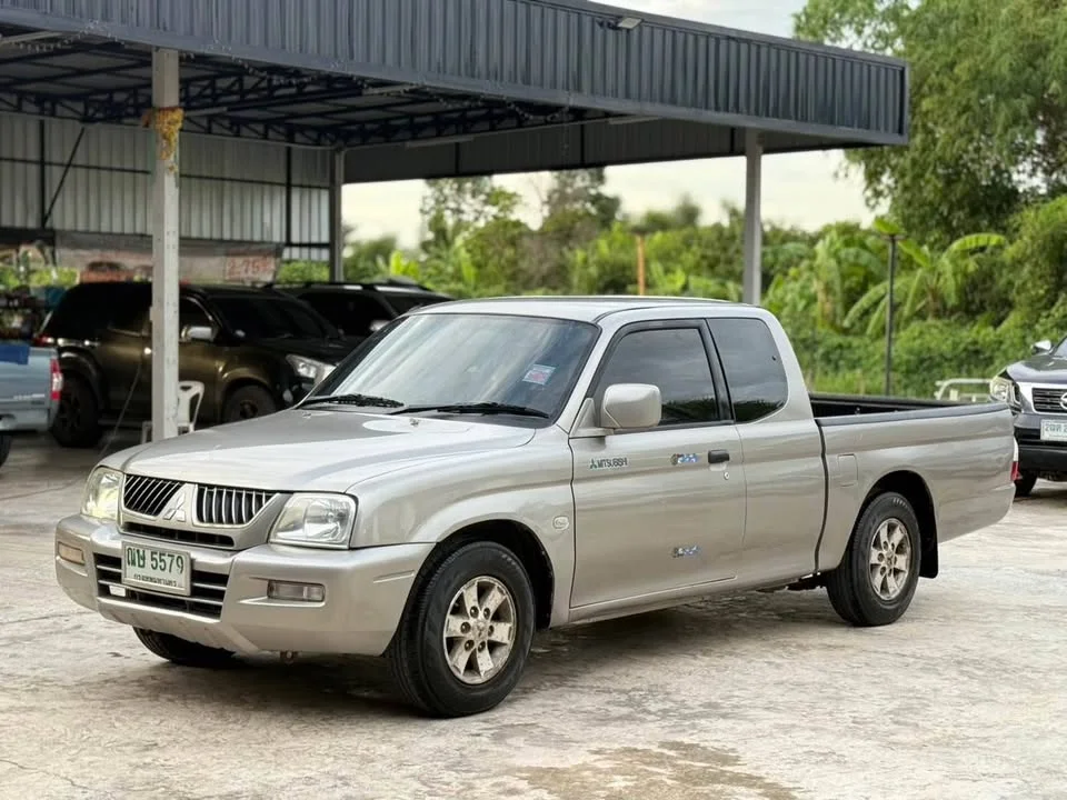 2005 Mitsubishi Strada III 3