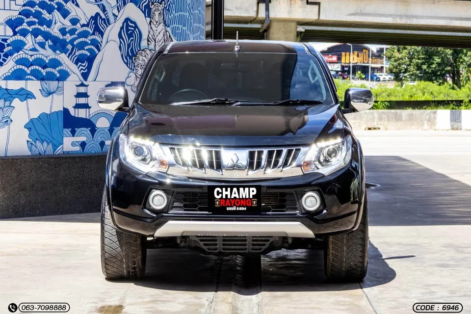 2015 Mitsubishi Triton V 2
