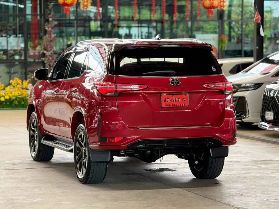 2022 Toyota Fortuner II 2