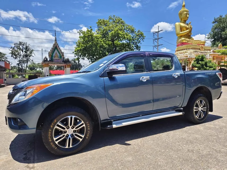 2013 Mazda BT-Series II 2