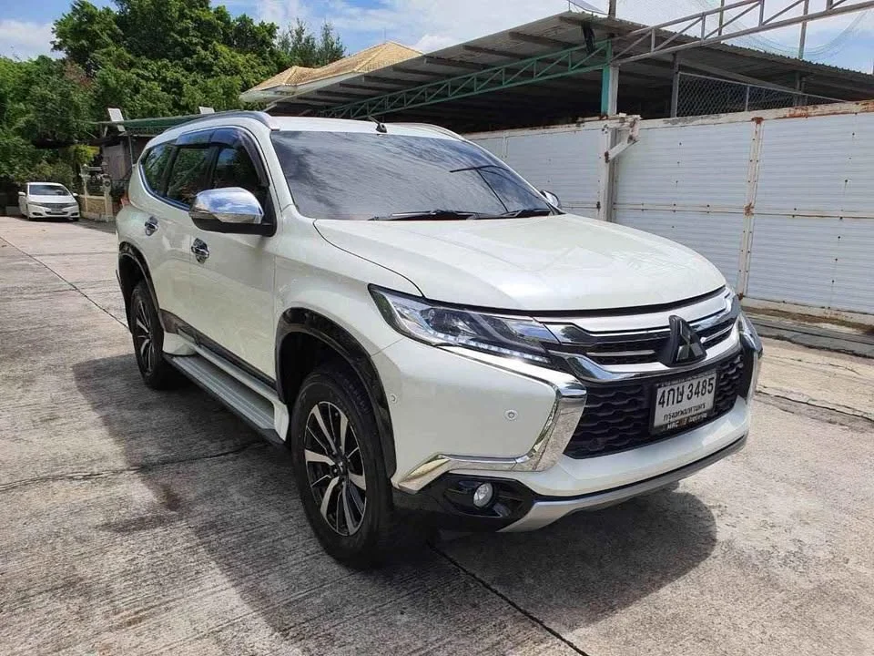 2016 Mitsubishi Pajero Sport III 3