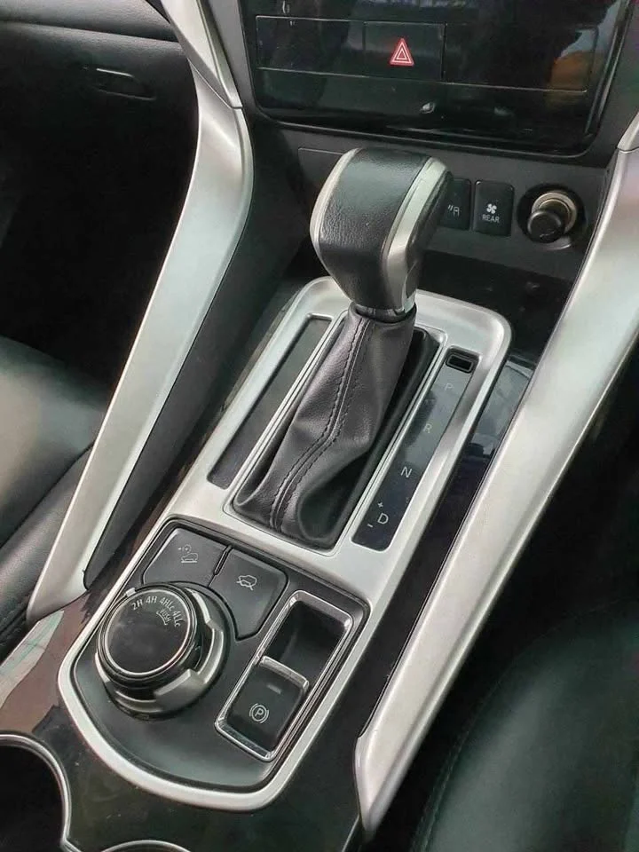 2016 Mitsubishi Pajero Sport III 2